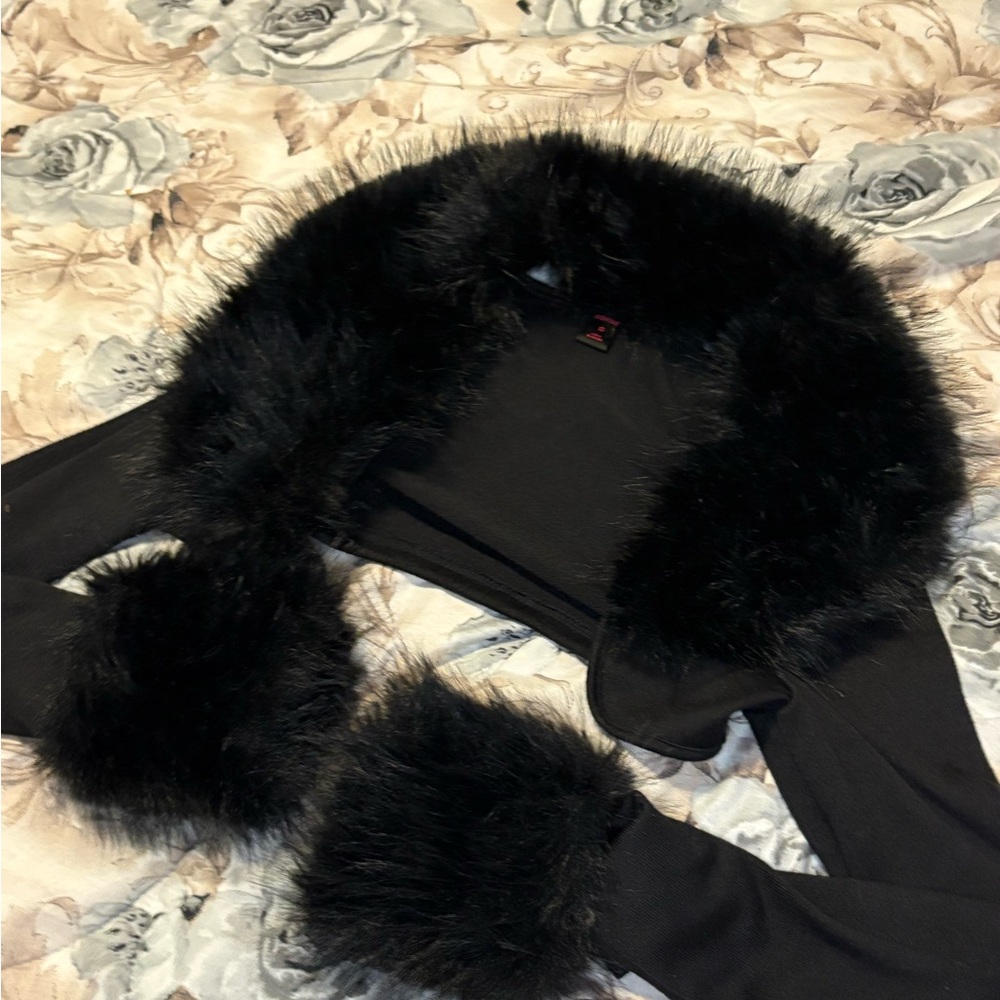 ROMWE Black Faux Fur Collar Jacket